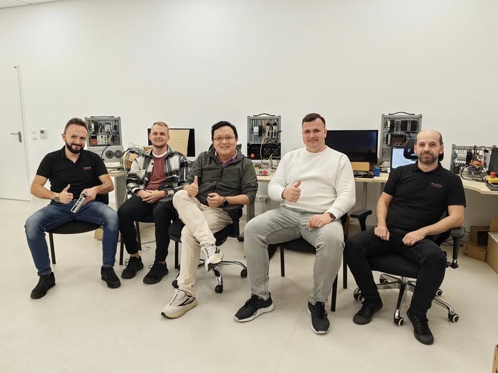 Dedicated to Deep Cultivation, Together We Forge Brilliance: HCFA and Polish Partners Usher in a New Chapter in Industrial Automation